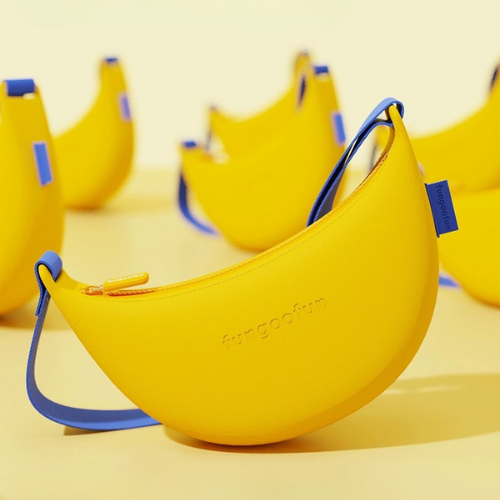 Curvy Crossbody Pouch | カーヴィー・クロスボディ・ポーチ FG002