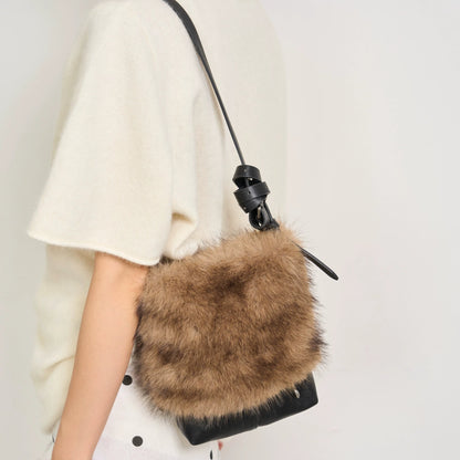 Soft Fur Shoulder Bag｜ソフト・ファー・ショルダー・バッグ HN008