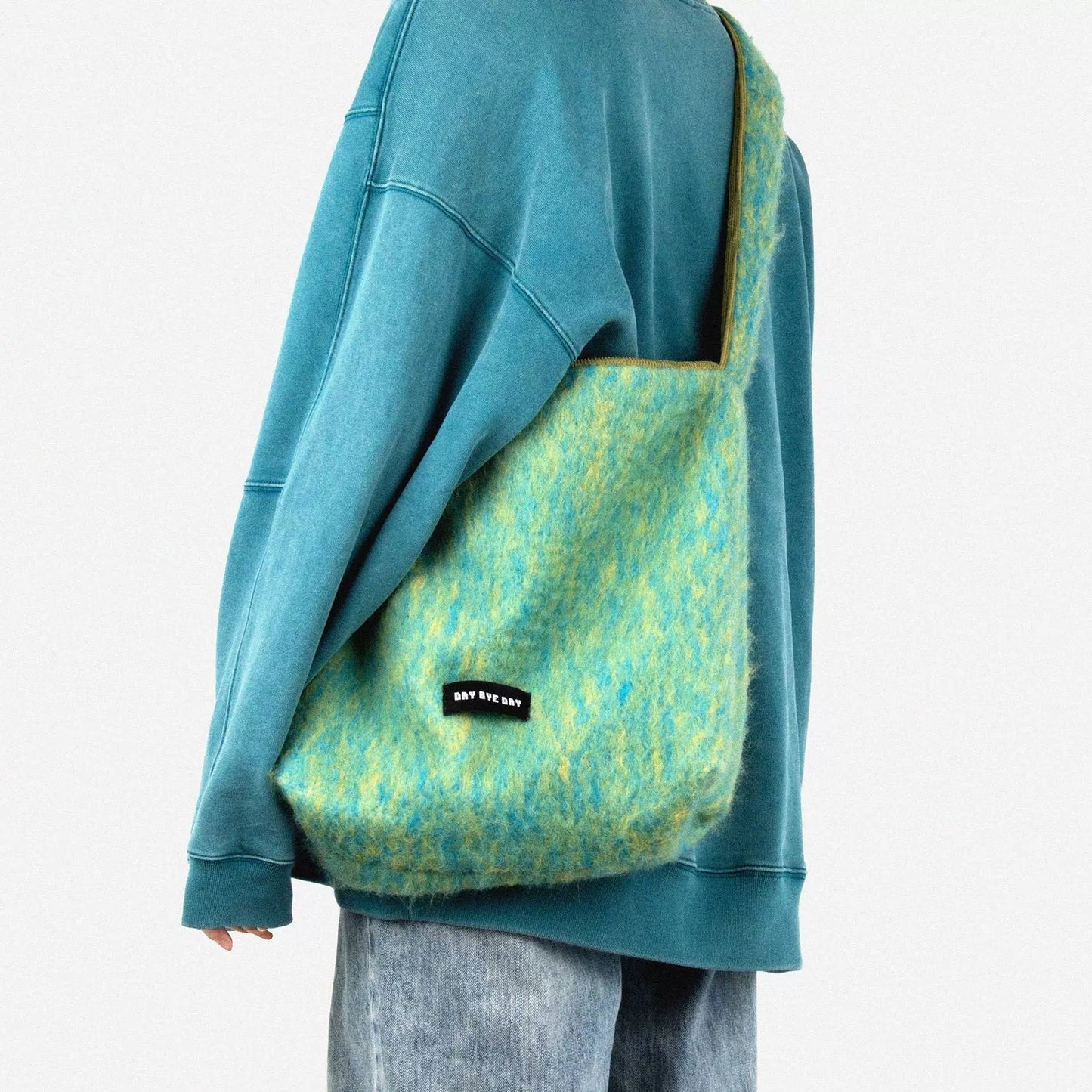 Reversible Fluff Tote｜リバーシブル・フラッフ・トート DD001